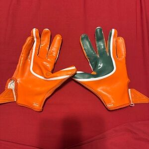 UM gloves Size L